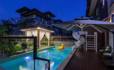 Lvshu Resort Villa (Huizhou Huilin Hot Spring Shop)
