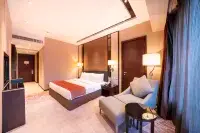 Grand Emperor Hotel