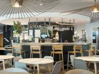 B&B HOME Vélizy Est Hotels in Yvelines