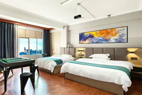 Golden Street Hotel