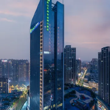 眉山東坡智選假日酒店（眉山東站店） 鄰近宏遠蓋麗廣場的酒店