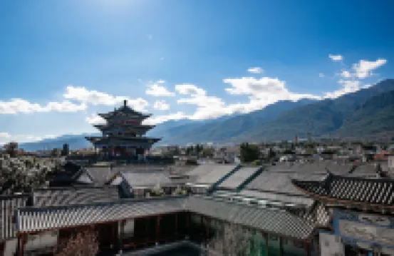 文碩古城合院 五華楼周辺のホテル