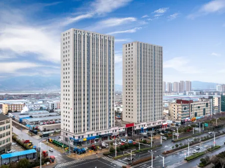 Lavande Hotel (Huaiyuan Economic Development Zone)