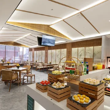 Moshang Qingya Hotel (Luyi Mingdao Palace Laojuntai Branch)