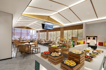 Moshang Qingya Hotel (Luyi Mingdao Palace Laojuntai Branch)