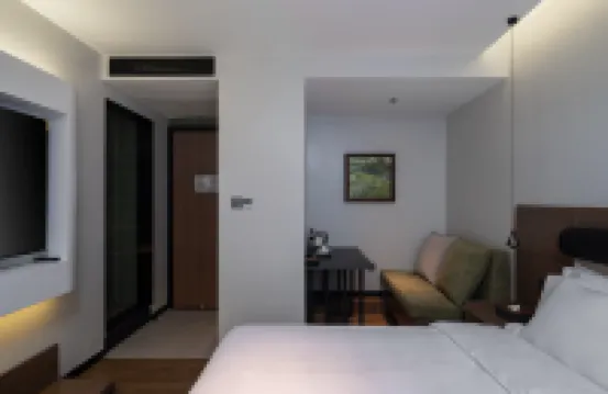 Huaxi Hongta Avenue Nguyen Park Branch