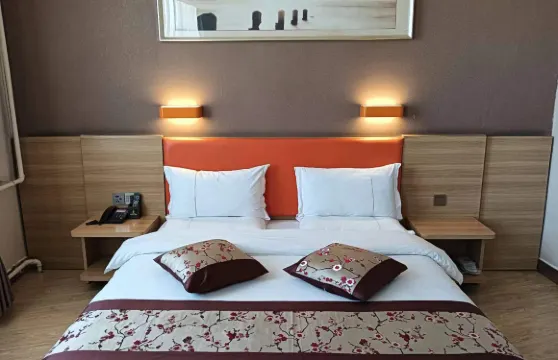 格爾木怡景品質酒店（火車站店）