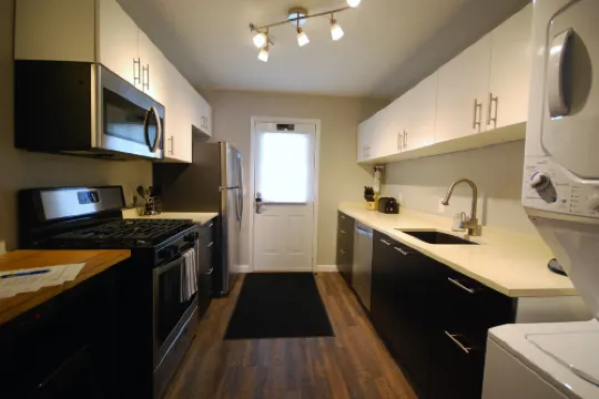 Brookwood Courtyard Condominiums by BCA Furnished Apartments