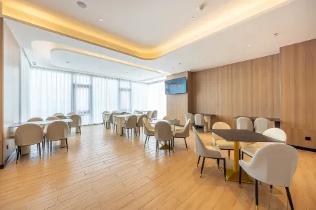 Starway Hotel (Jinchang People's Hospital Branch) Отели рядом с достопримечательностью «Gansu Vocational and Technical College of Nonferrous Metallurgy»