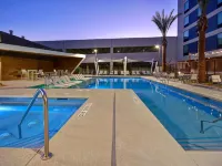 Hampton Inn & Suites Las Vegas Convention Center Hotels near Monorail - Westgate Station