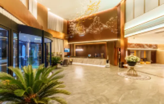 Homeinn Plus Hotel (Dezhou Tianqu East Road Technical College)