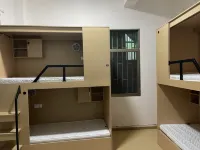 Ruili Lu Shiqi Hostel