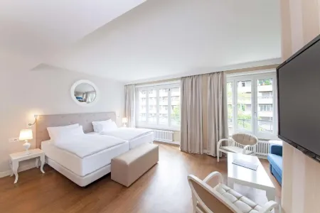 Hotel Geneva by Fassbind