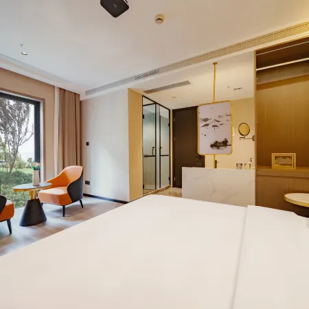 Golden Eight Immortals Hotel