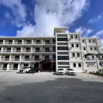 Belau Almond  Hotel Hotel berhampiran Belau National Museum