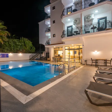 Skykhan Otel