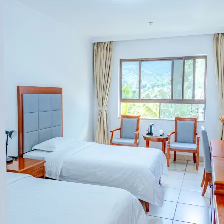 Wuzhishan Yatai Rainforest Resort Hotel