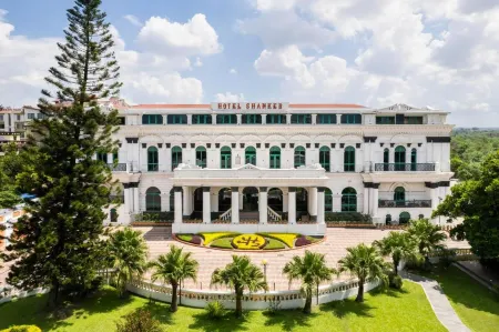 Hotel Shanker-Palatial Heritage Kathmandu Отели рядом с достопримечательностью «City Motorbike»