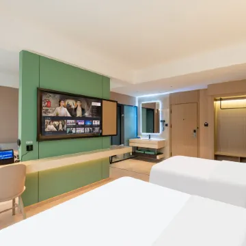 Wanhao Hotel (Xining Railway Station Xinqian Night Market Branch)