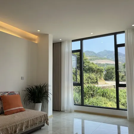 Hefeng Lushan Banshui Homestay
