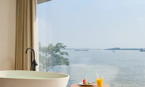 Floral Lux Hotel·Wuhu Art Hotel (Binjiang Park Branch)