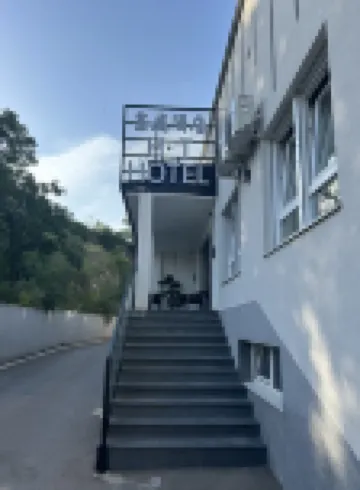 H.T Hotel Hotels near Belgrade Nikola Tesla Airport