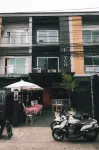 Psych Hostel Hotels in 