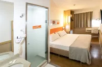 Hus Hotel Maringa Hotel di Sarandi