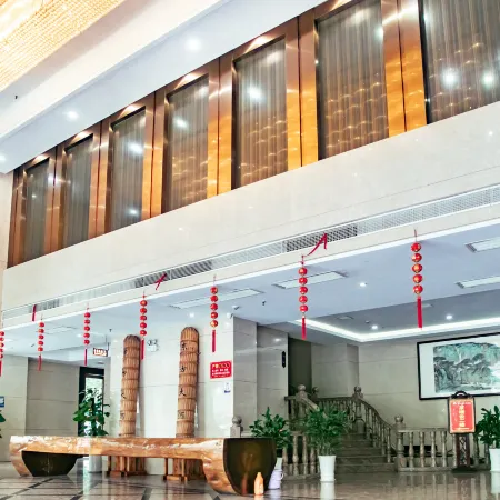 Xuri Dongfang Grand Hotel