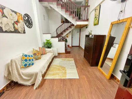 Liight House Hoan Kiem Hanoi Отели рядом с достопримечательностью «Quan Su Temple»