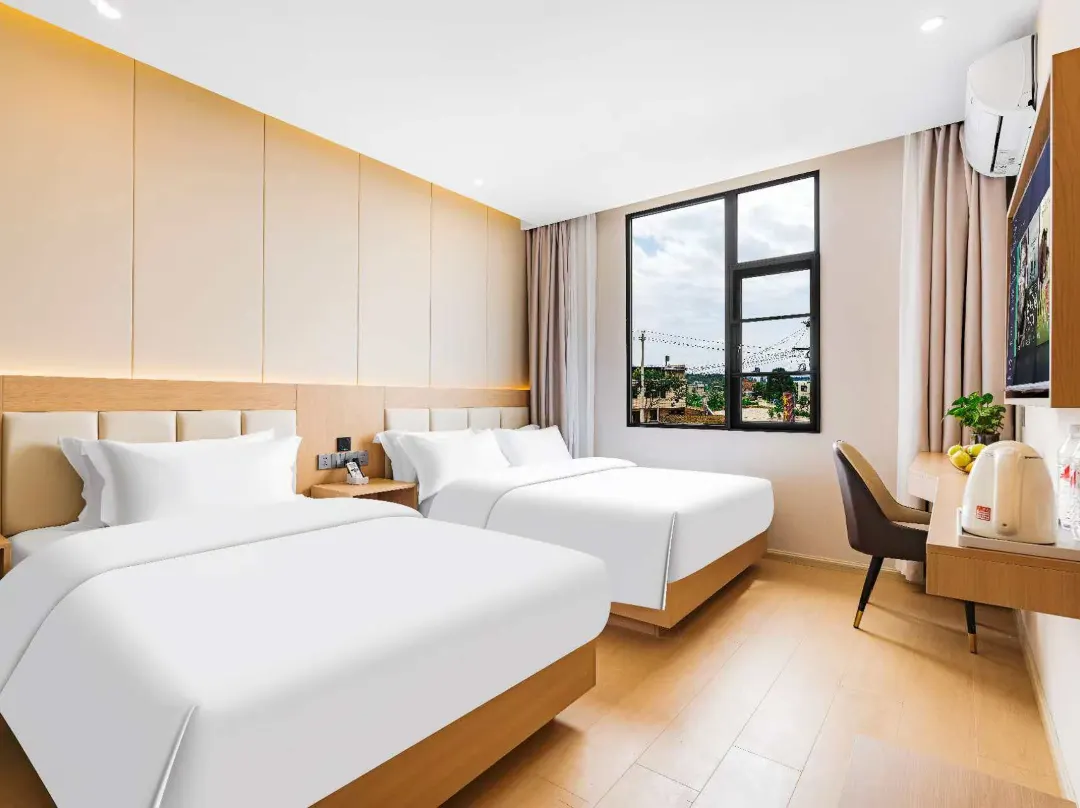Cayman Hotel(kunming Changshui International Airport) - Kunming