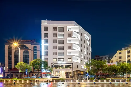 โรงแรม 24HCOLOR สาขา สวนจินซานหู ฮุ่ยโจว - ที่มีบาร์