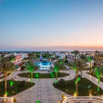 Sunrise Garden Beach Resort