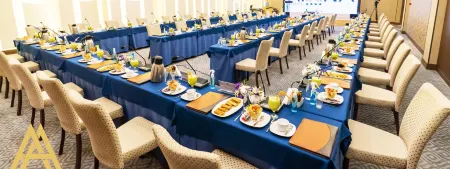 Atana Tehran Отели рядом с достопримечательностью «Тегеранский Большой Базар»