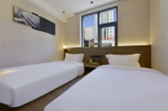 馨際·設計師飯店（安康漢江店）