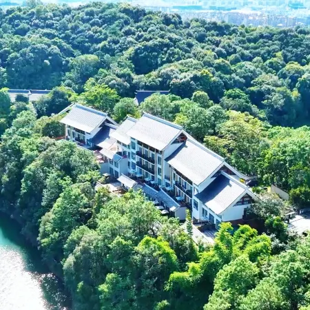 PUER MEI ZI LAKE HOTEL & RESORTS