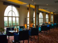 The Waterfront Hotel Kuching - bar