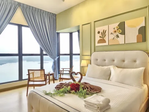 Country Garden Danga Bay InStyle Sea View Homestay Suite by NEO - Пляж