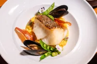Renaissance Pattaya Resort & Spa - breakfast