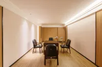 Alashankou State Guest House - Gym