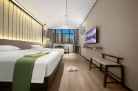 Moshang Light House Hotel (Zhengzhou South China City Longhu Jinyicheng Shopping Center)