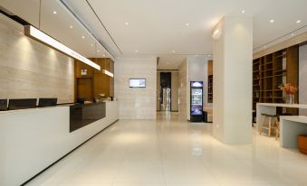 Borrman Hotel (Yulin High-Speed Railway Station Nanxing Square)