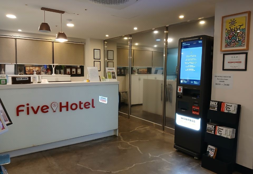 4. 파이브호텔 종로..
