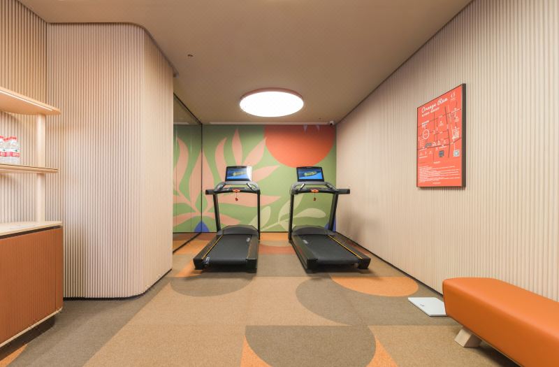 Orange Hotel (Taikoo Li, Longkouxi Metro Station, Guangzhou)