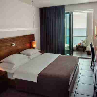 Avala Resort & Villas Rooms