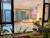 Narati Tingshan Youyuan Homestay (Nalati Scenic Area Store)