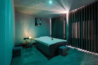 HuaShang Hotel Hotels in Mengla