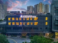 ReMAX Remai Planet E-Sports Hotel (Raffles Bund)