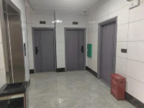 Chunlei Business Hotel