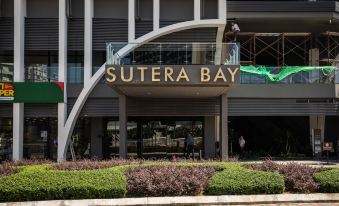1. Sutera B..